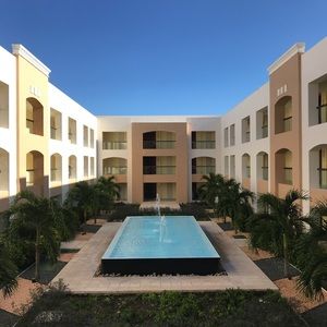 Meet your Posher, Savannah